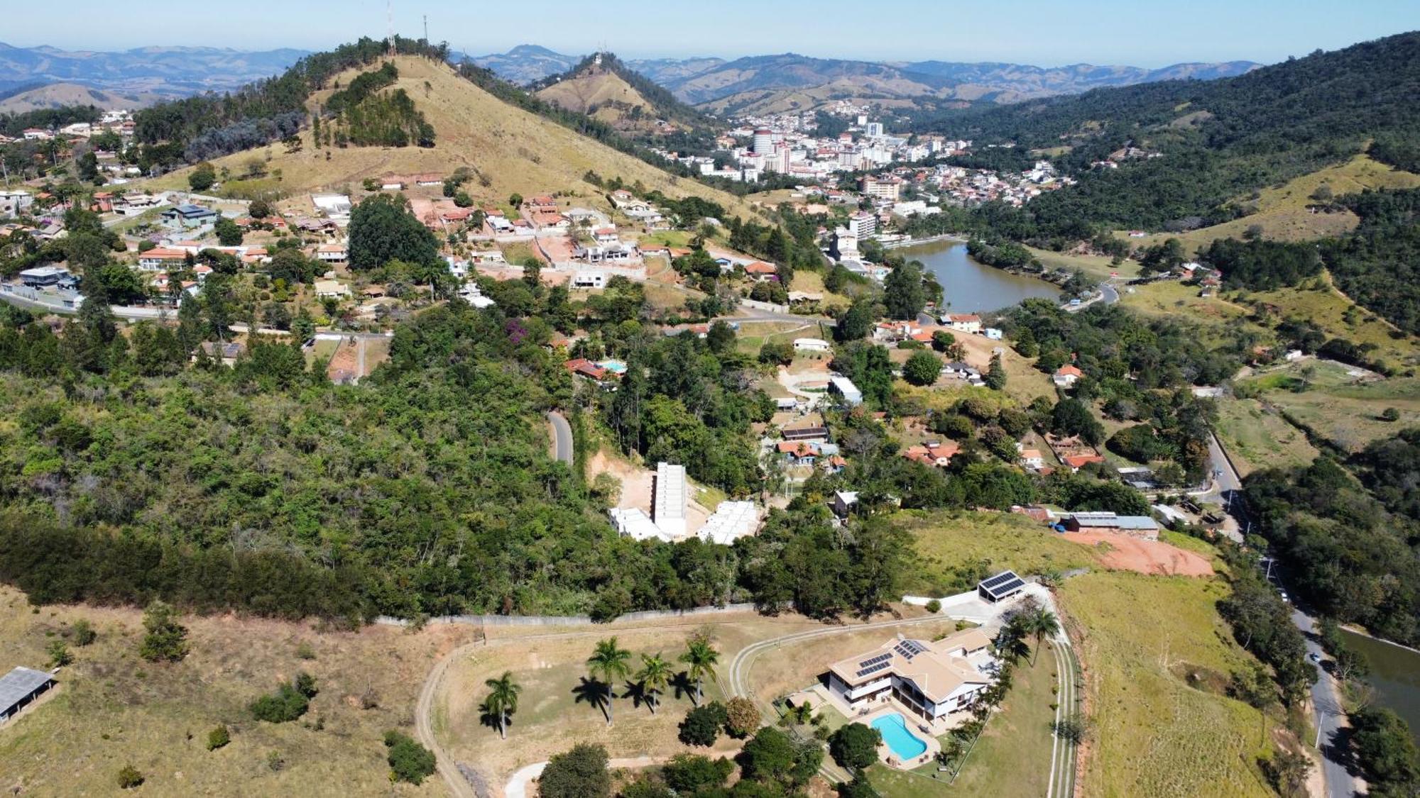 Águas de Lindóia Pousada Costa Rielli מראה חיצוני תמונה